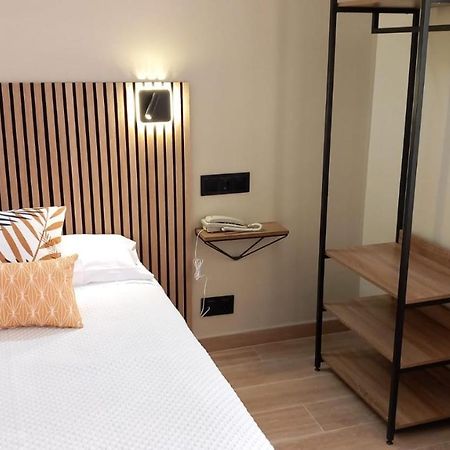 Hostal Astoria Madrid Luaran gambar