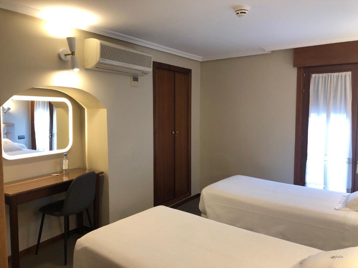 Hostal Astoria Madrid Luaran gambar